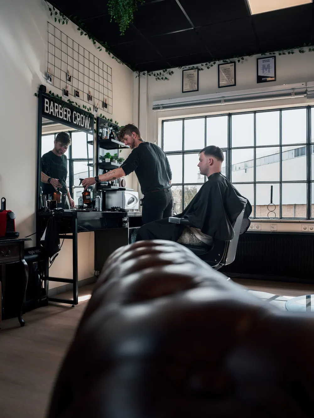 Barber Crow barbershop in De Zeepfabriek