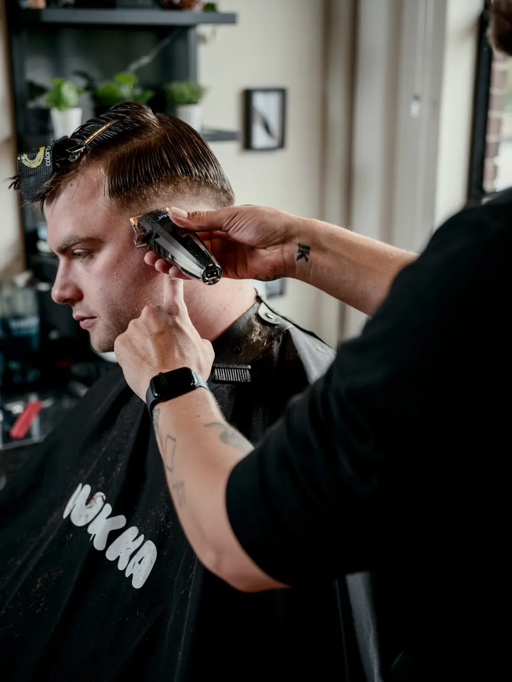 Fade knippen met de tondeuse bij Barber Crow in Nieuwegein